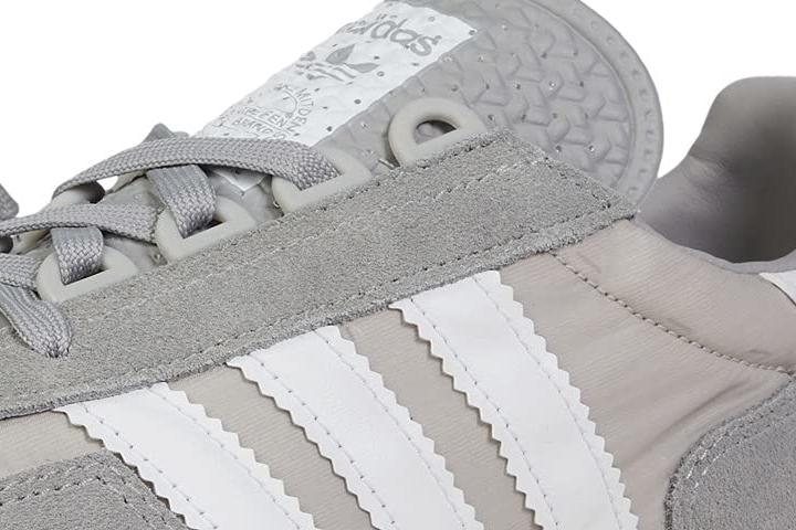 Adidas Retropy E5 iniki like