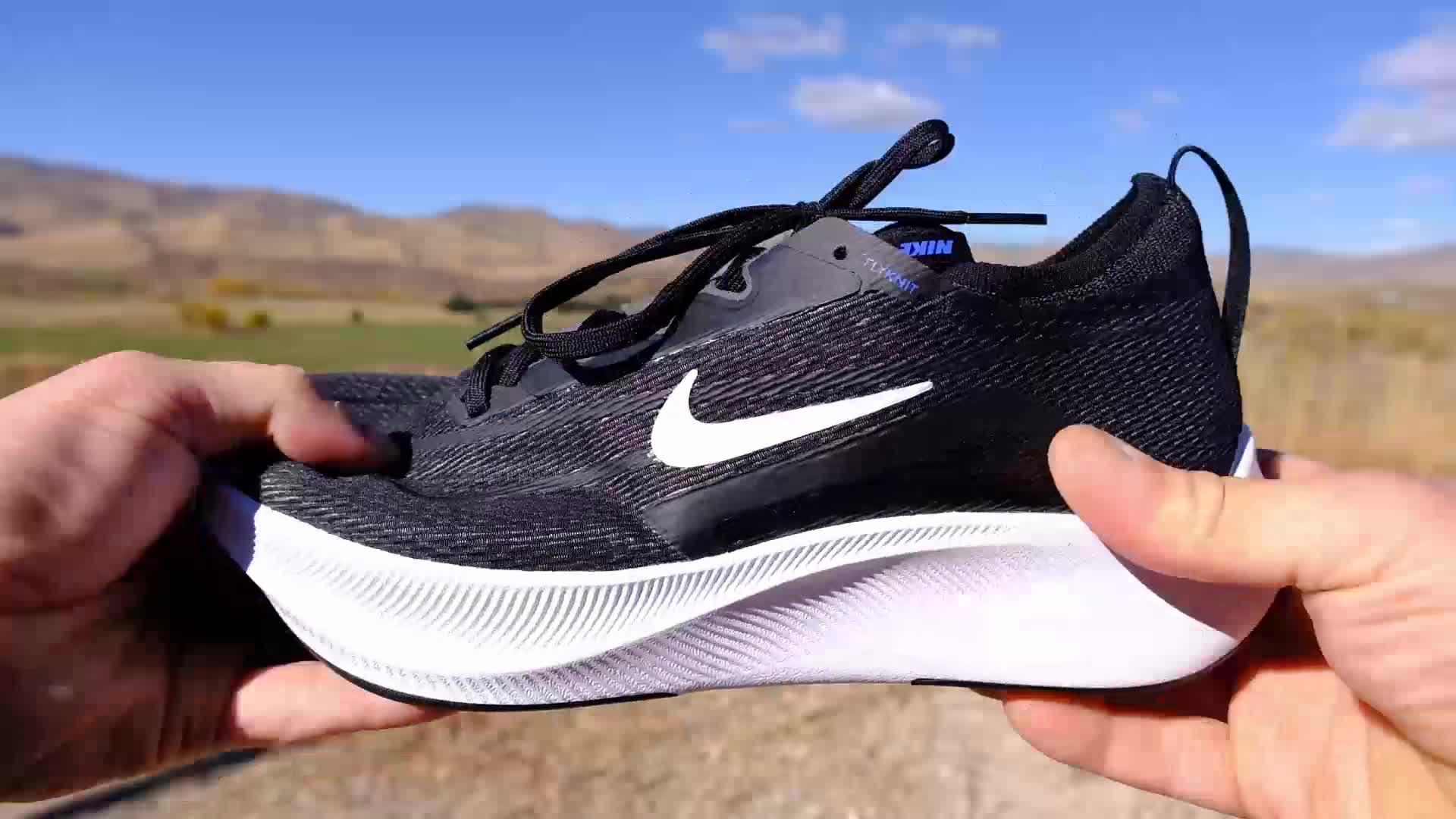 nike zoom fly 4 running shoes