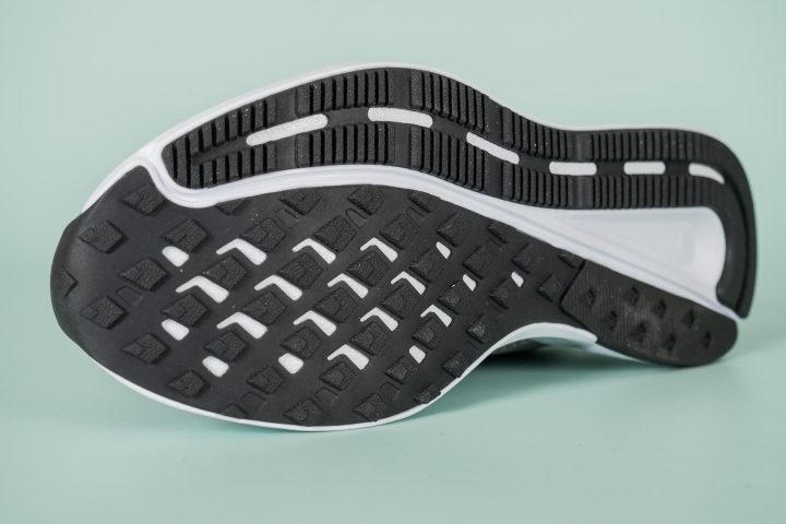 Nike Run Swift 2 Outsole.jpg