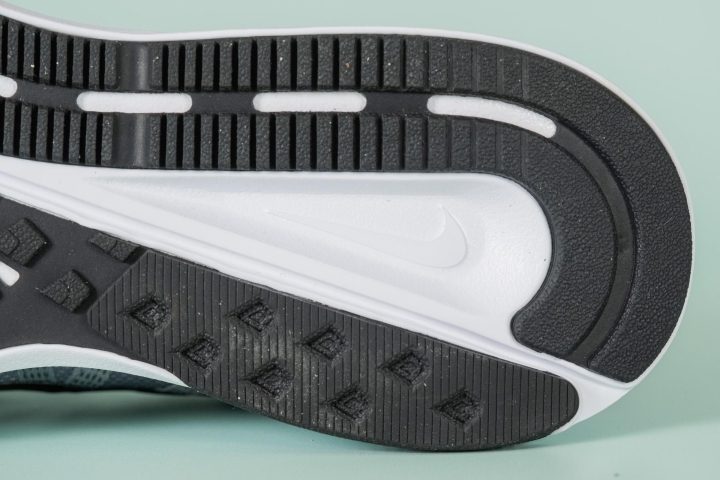 Nike Run Swift 2 Outsole Heel.jpg