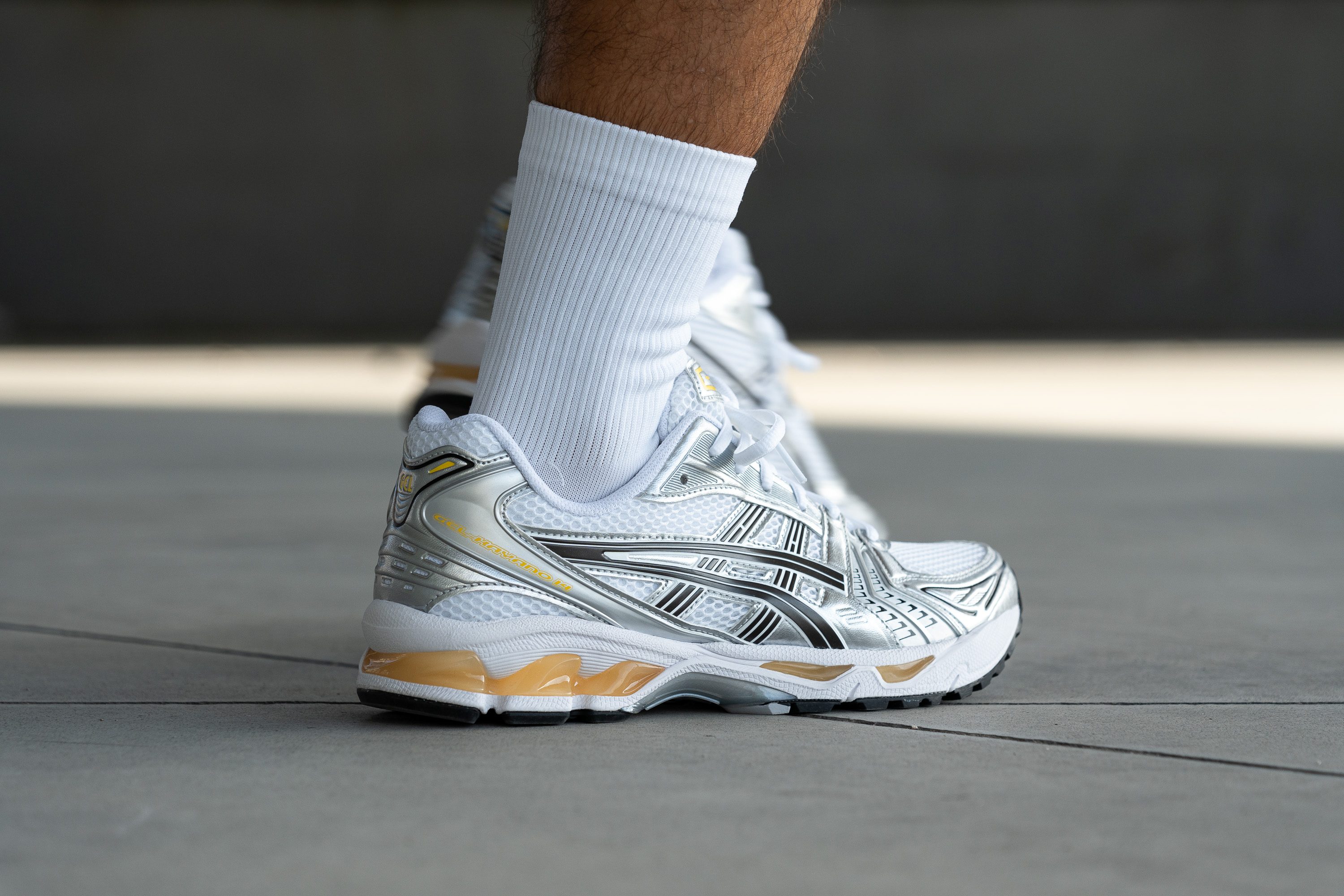 ASICS Gel Kayano 14_outdoor_09