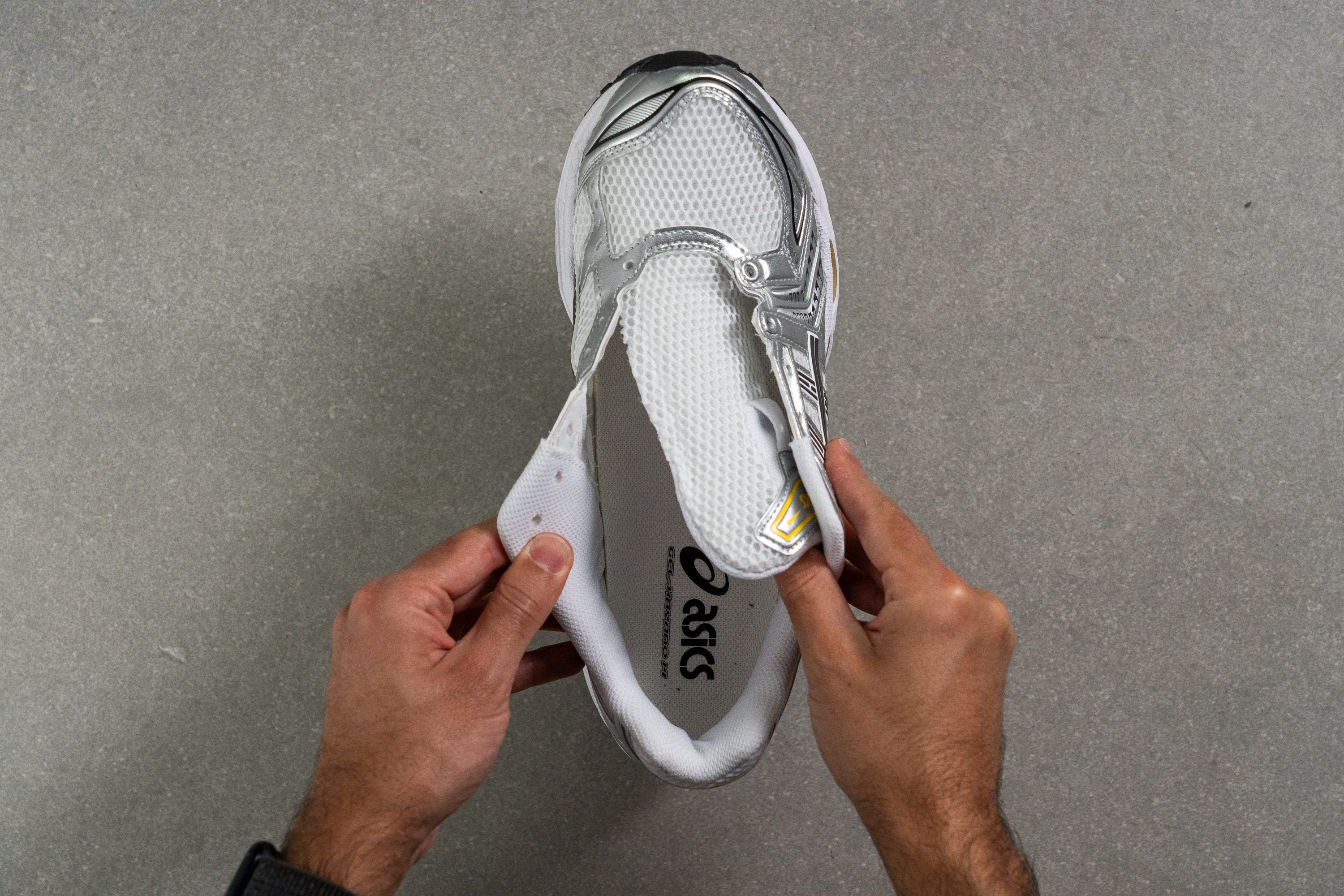 ASICS Gel Kayano 14 Tongue: gusset type