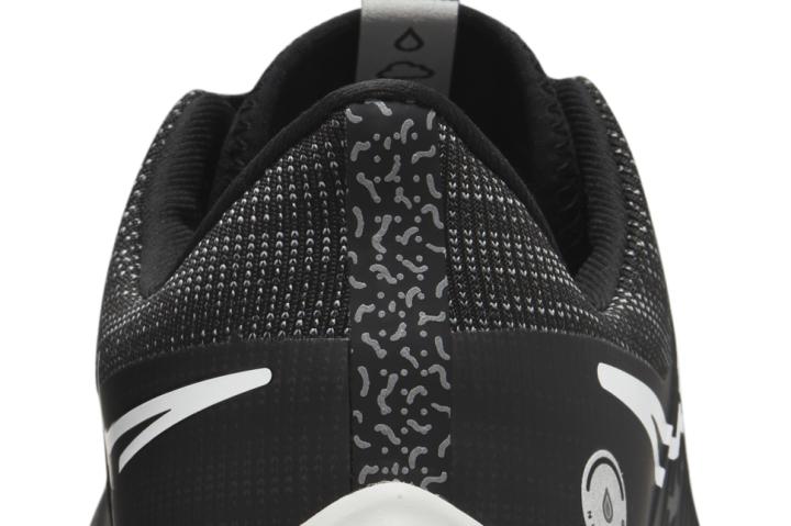 Nike Air Max 720 Appears in Phantom Pegasus 38 Shield heel