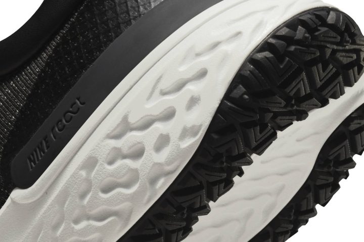 nike air presto white unboxing shoes black Nike-React-Miler-2-back-sole