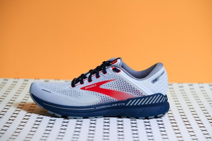 Brooks Adrenaline GTS 22 Review (2022): The Top Stability Pick?