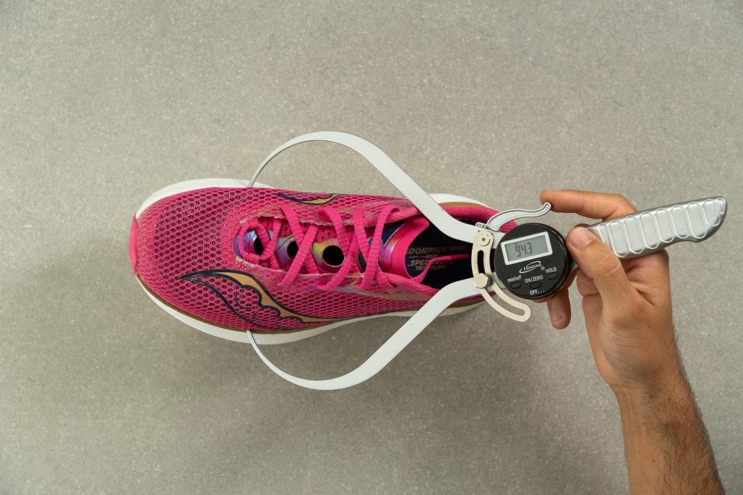 Cut in half: Saucony Endorphin Pro 3 Review | RunRepeat