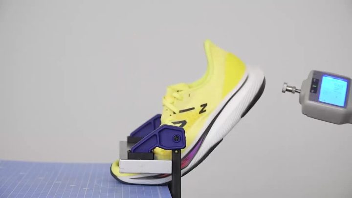 new balance fc rebel v3 flex