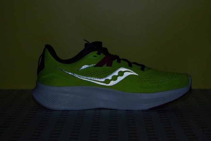 Saucony Ride 15_reflective 01