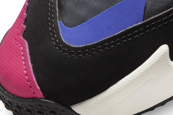 Detailed look at the Blue Gatorade Air Barcelona jordan 1 via toe