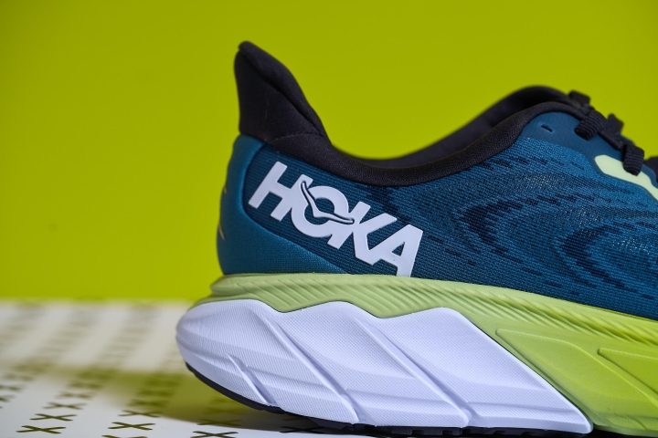 Hoka One One Arahi 6 16