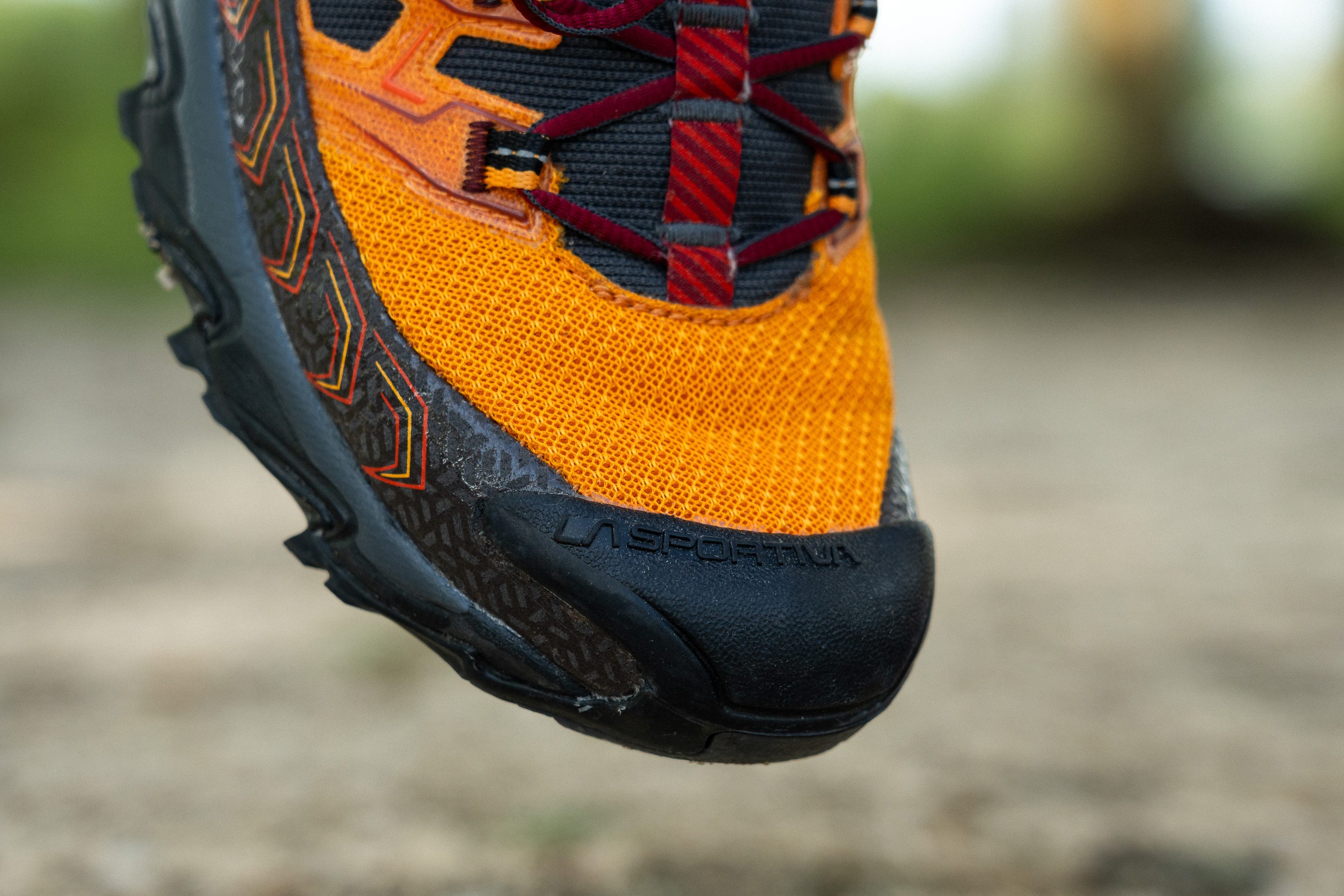 La Sportiva Ultra Raptor II toe bumper