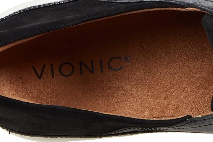 Vionic Zinah label