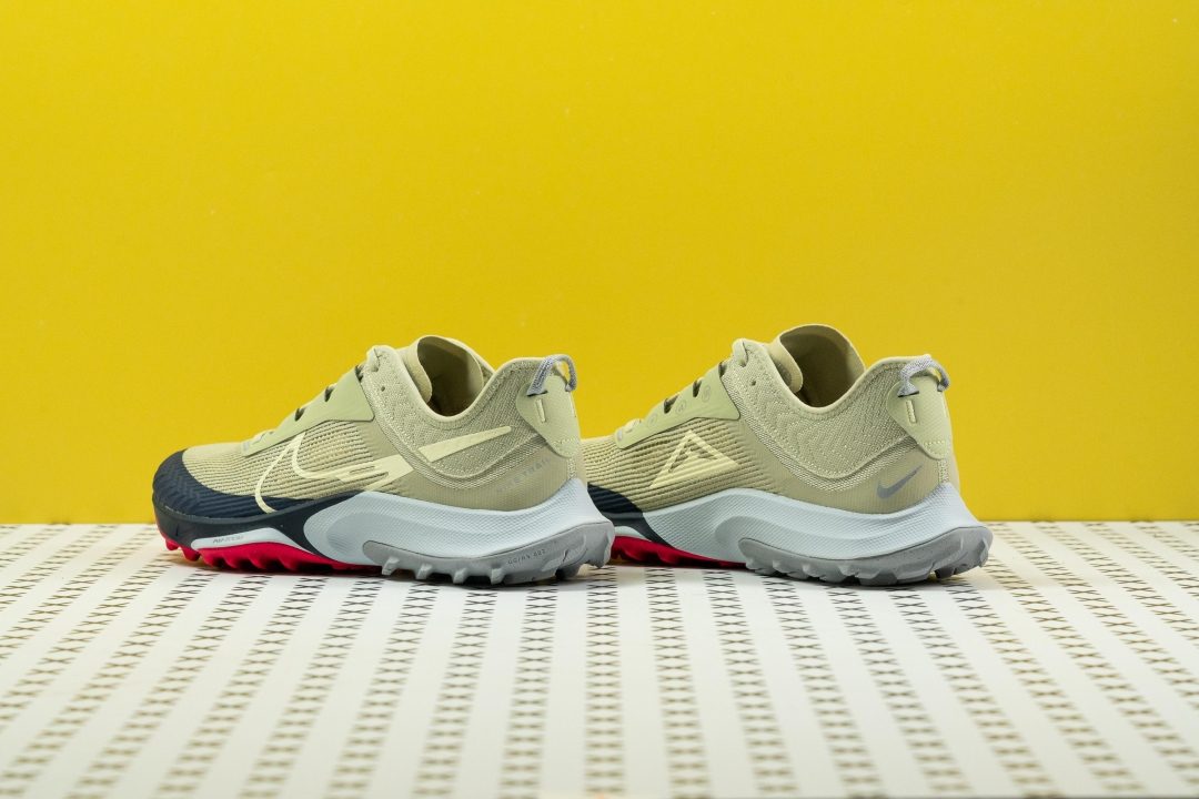 Cut in half Nike Terra Kiger 8 Review RunRepeat