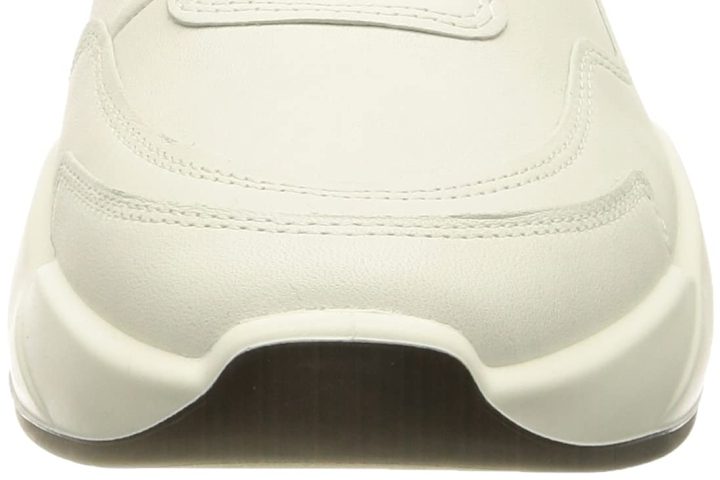 ECCO Chunky Sneaker roomy toes