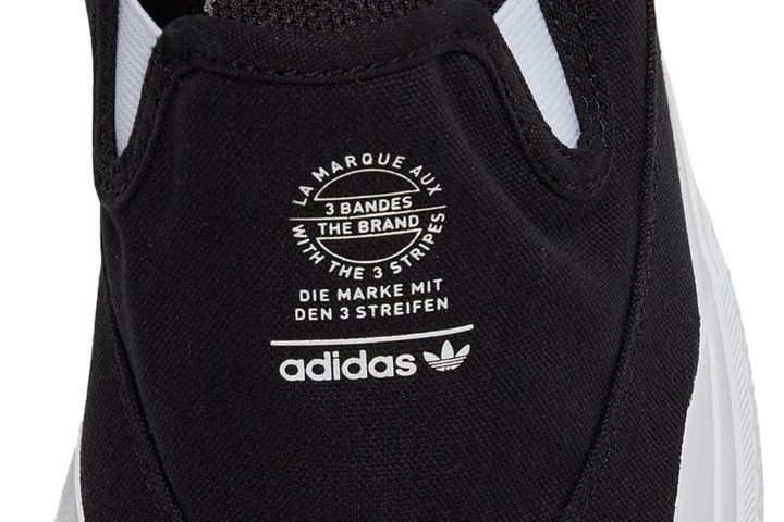 Кепка с логотипом Adventure белого цвета adidas Originals Slip adidas-nizza-rf-slip-tongue-adidas-branding
