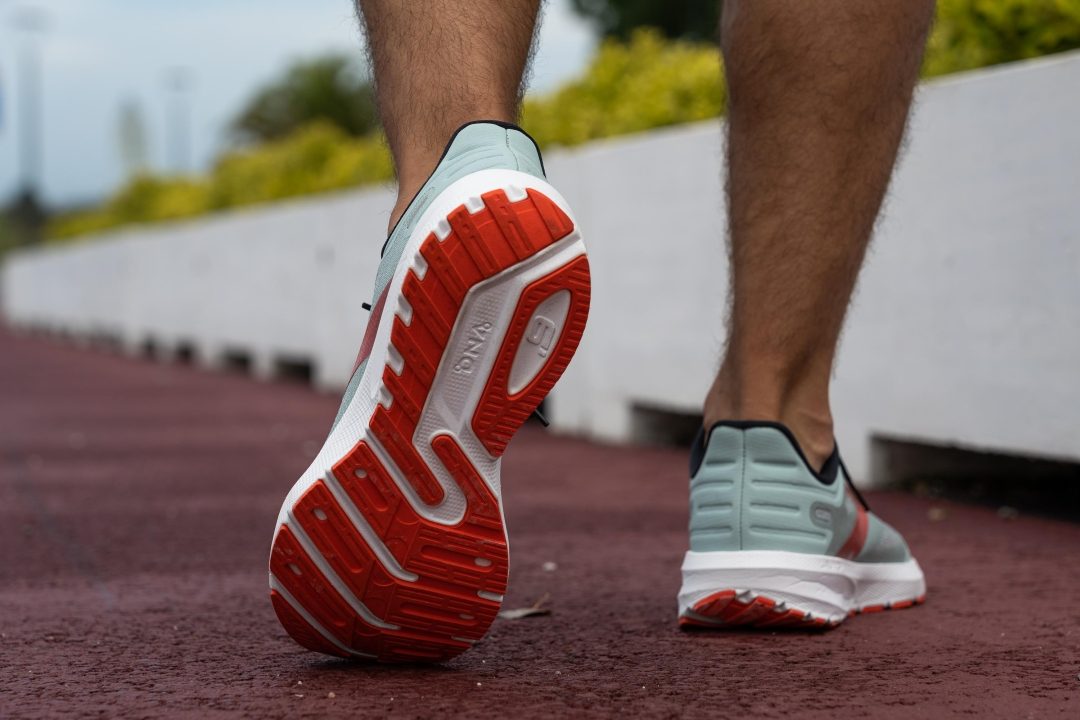 Cut in half: Brooks Launch 9 Review (2023) | RunRepeat