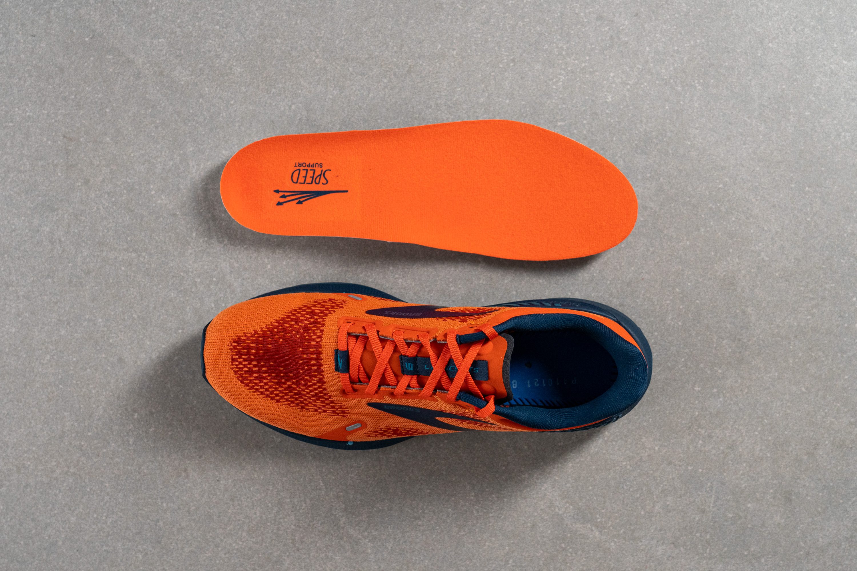 zapatillas de running Brooks 10k talla 42 naranjas Removable insole