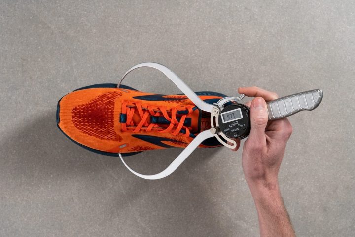 Brooks Launch GTS 9 Toebox width at the widest part