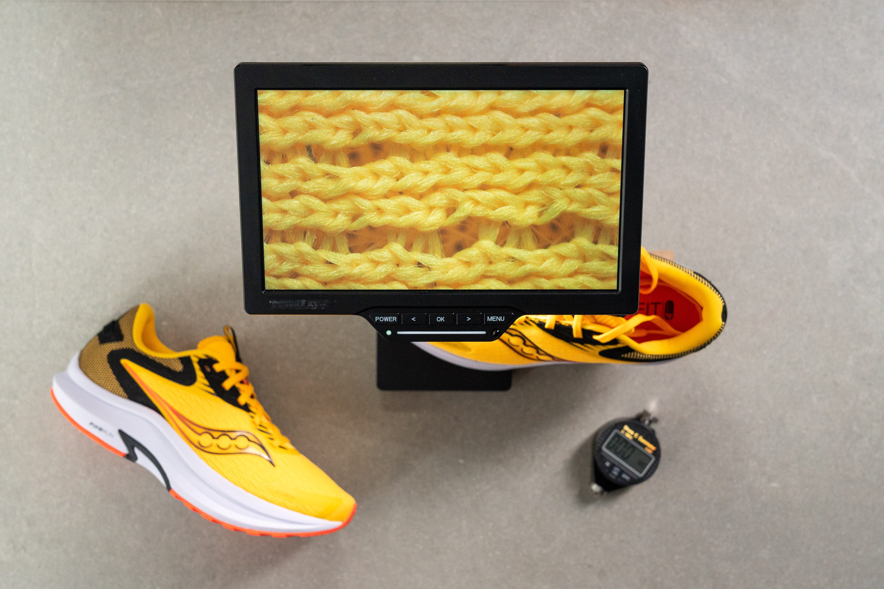 saucony axon 2 microscopio