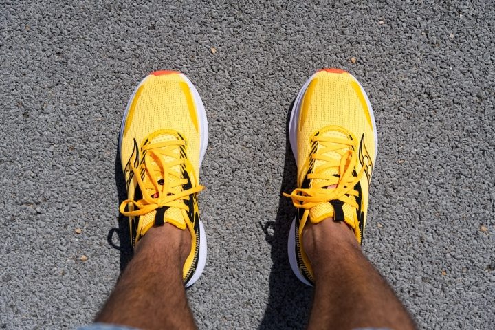 saucony-axon-2-on-feet.JPG