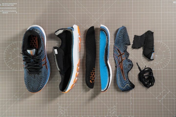 ASICS SportStyle Giacca di mezza stagione nero en detalle