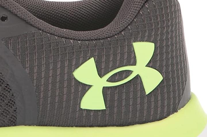 Футболка спортивная under armour logo