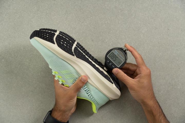 nike Coming Pegasus 39 durometer outsole