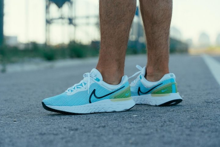 Nike react kaki discount femme