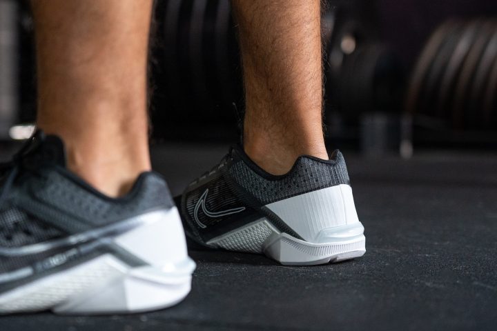 Кроссовки Nike Air Max Trainer Heel tab