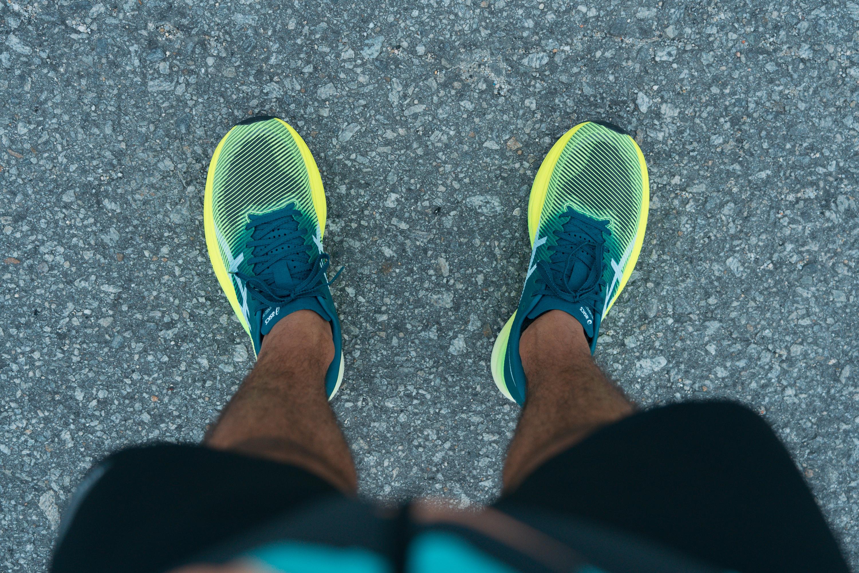 Cut in half: ASICS Metaspeed Sky+ Review | RunRepeat