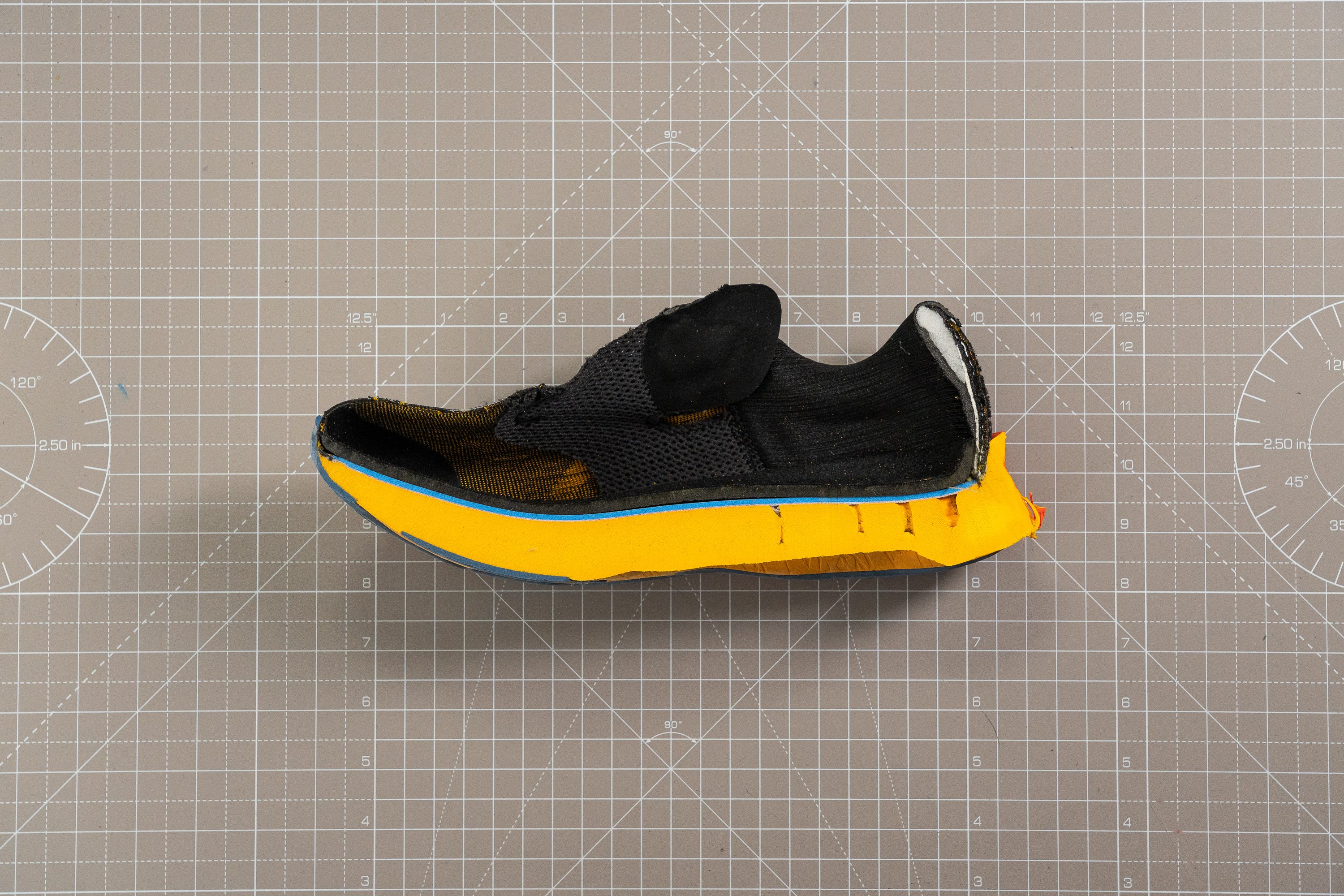 asics novablast 3 ELDORESO 27.5㎝ Cut in half: ASICS Novablast 3 Review | RunRepeat