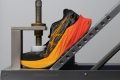 ASICS Novablast 3 Flexibility / Stiffness