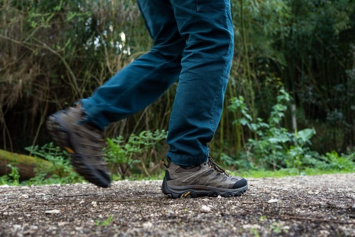 Merrell Men's Moab 3 Hiking Shoes, Waterproof