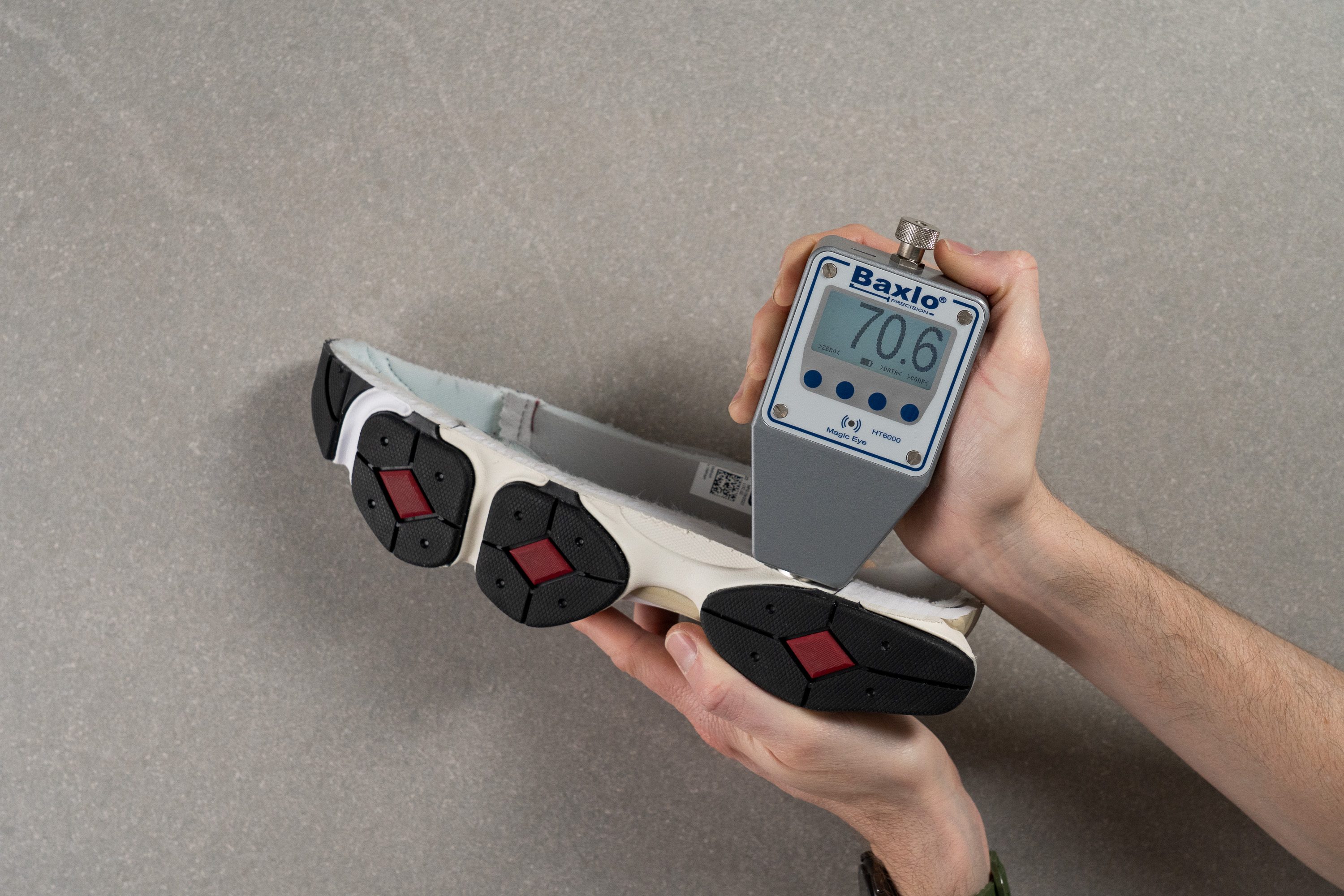 New Balance 9060 Secondary foam softness