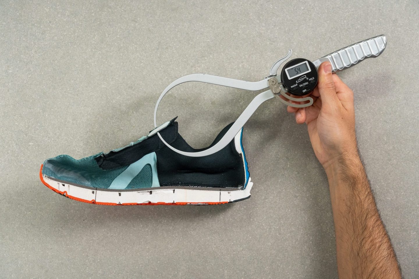 Cut in half Altra Torin 6 Review RunRepeat