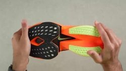 Cut in half: Nike Alphafly 2 Review | RunRepeat