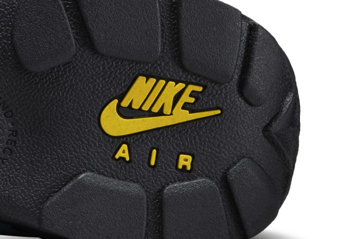 Nike ACG Air Mada nike-acg-air-mada-outsole-heel-logo