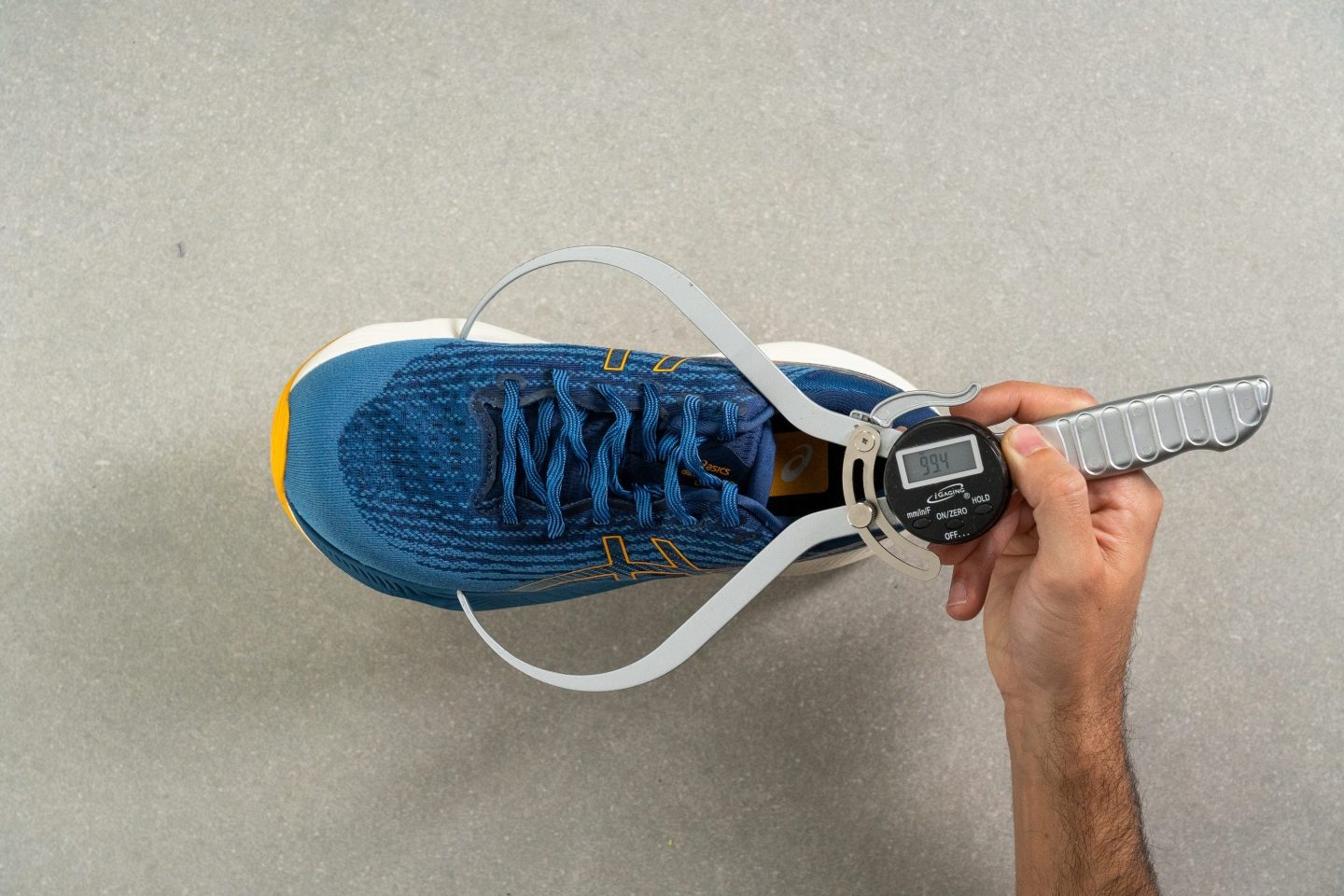 Cut in half: ASICS Gel Kayano Lite 3 Review | RunRepeat