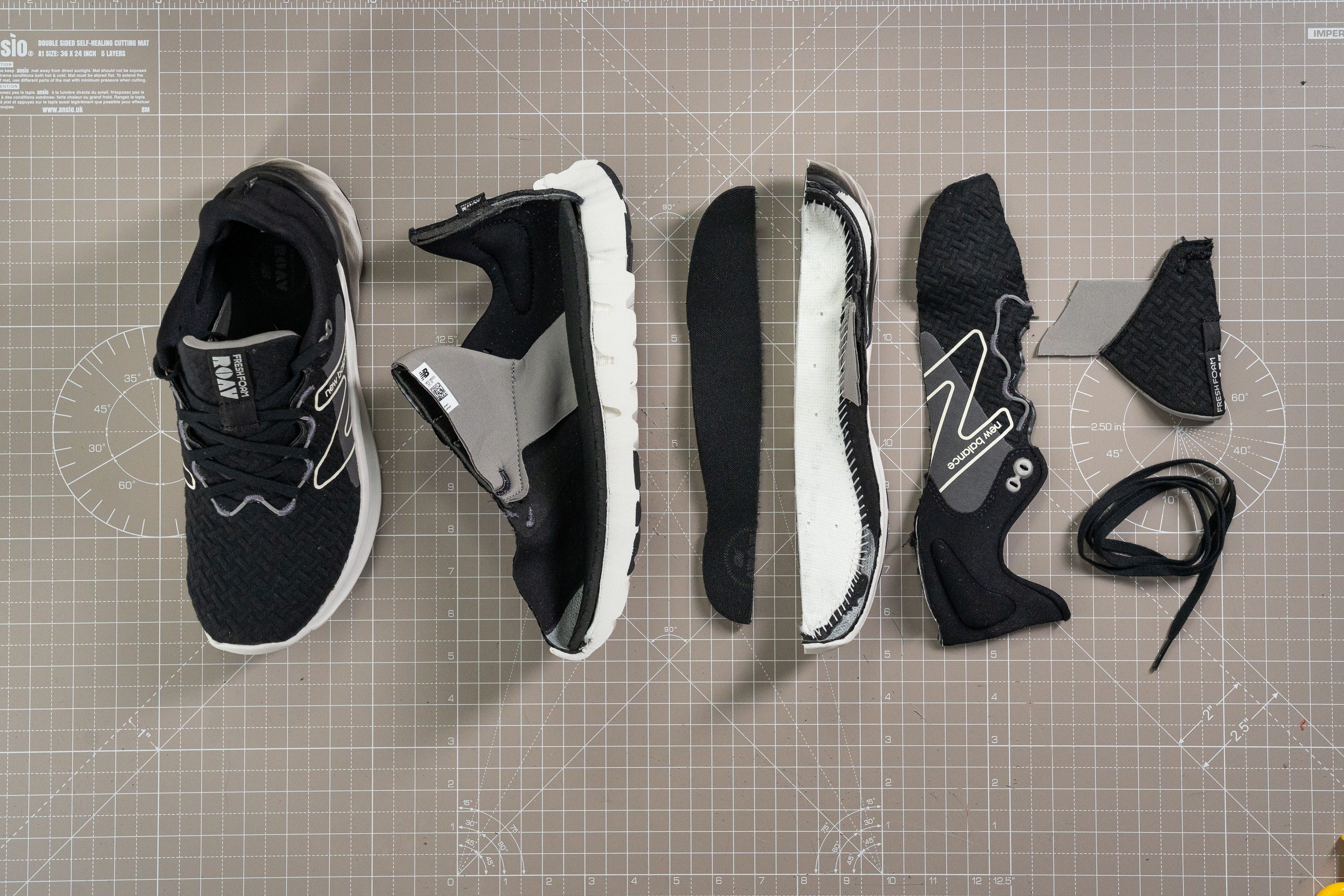 new-balance-fresh-foam-roav-v2-pieces.JPG