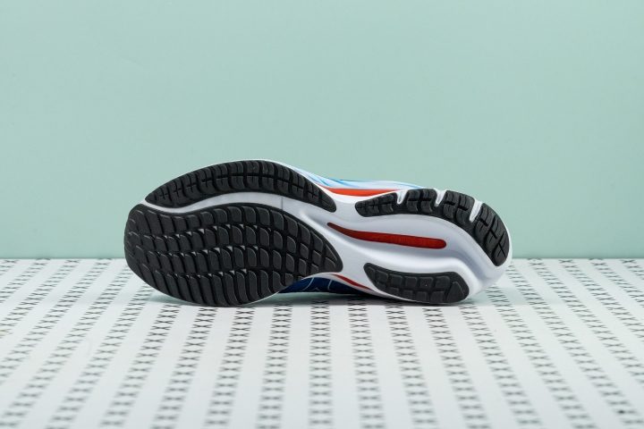 mizuno-wave-rider-26-outsole.JPG