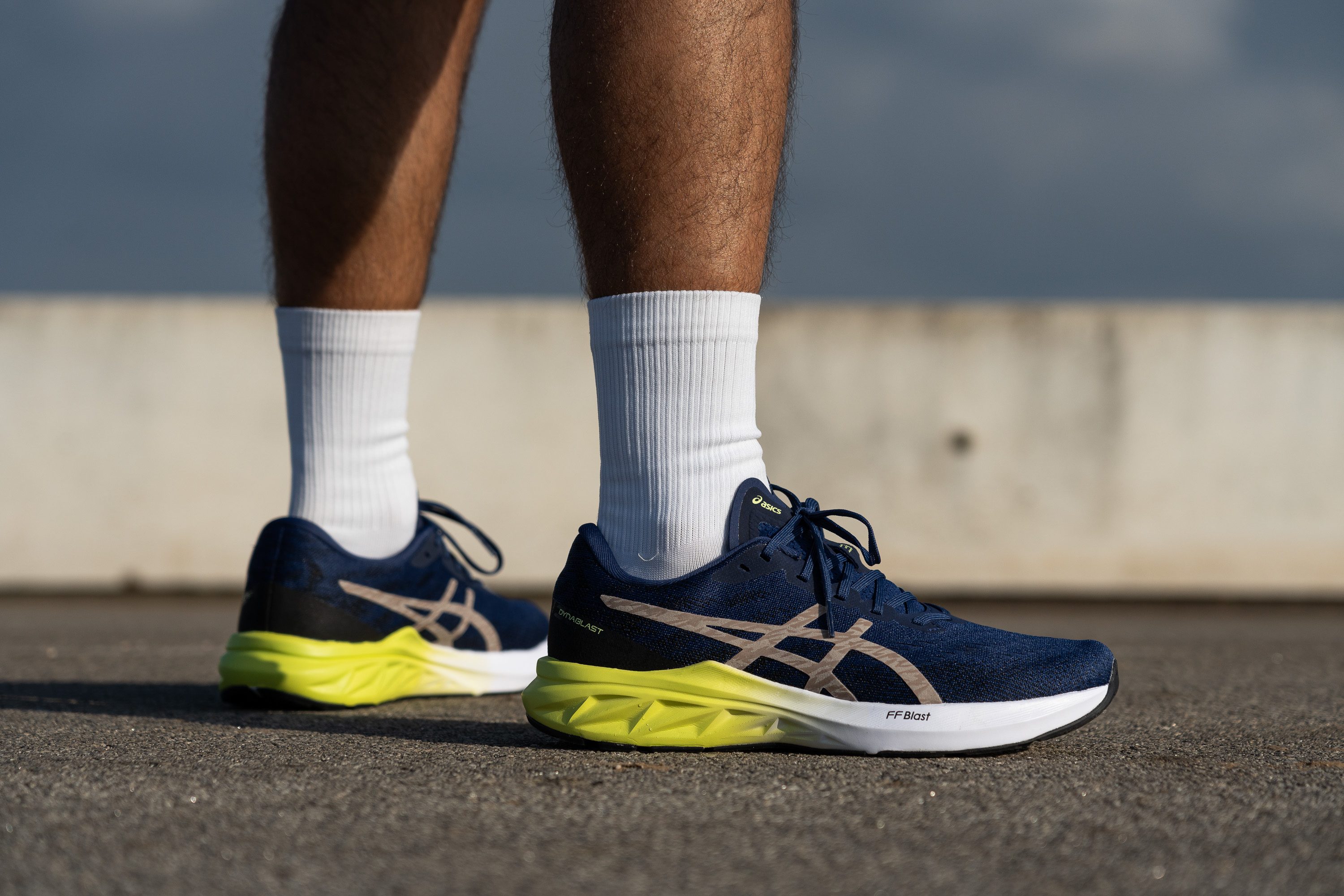 Cut in half: ASICS Dynablast 3 Review (2024) | RunRepeat