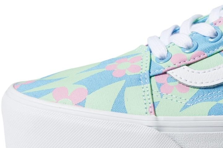 Стильні кросівки vans styla