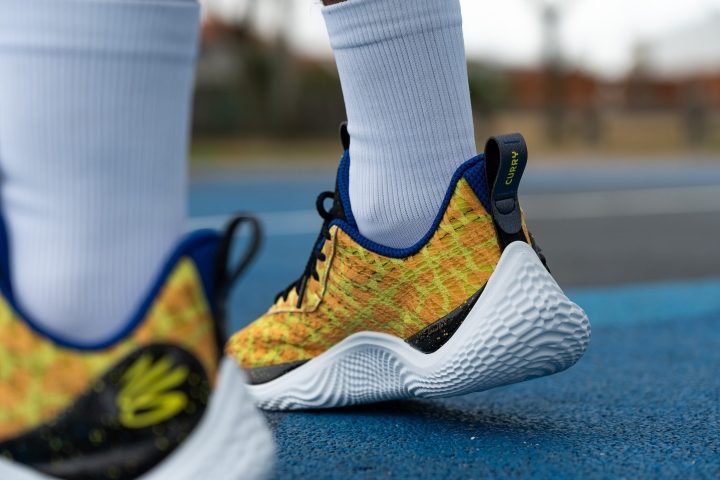 Under Armour Curry 10 Heel tab