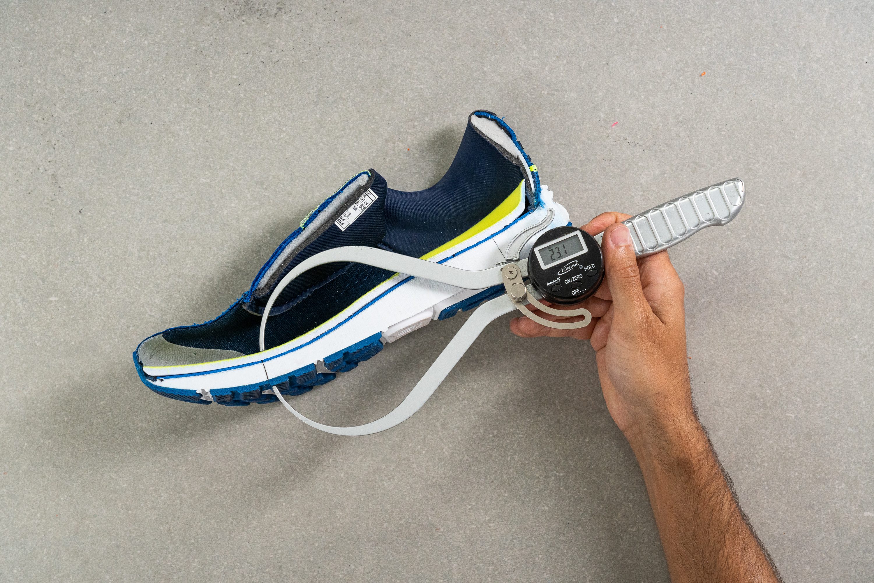 a Brooks stability shoe with the guide rails system Forefoot stack