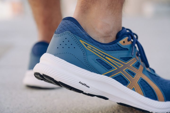 ASICS gel contend 8 talón