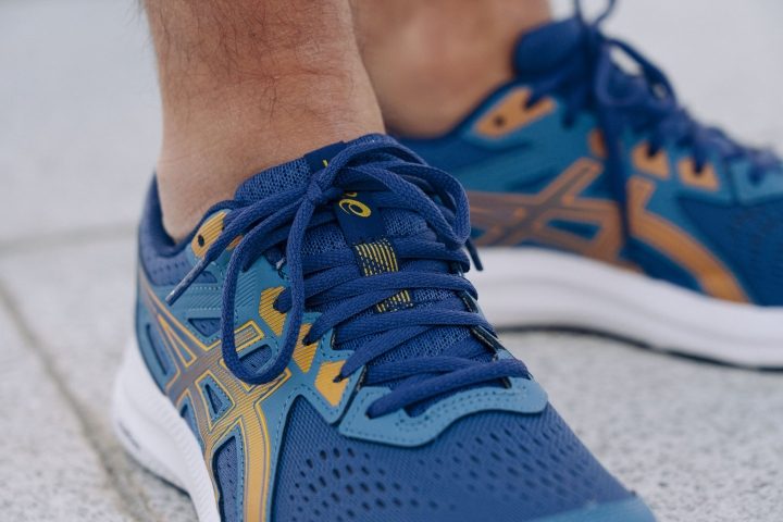 Cut in half: ASICS Gel Contend 8 Review (2024) | RunRepeat