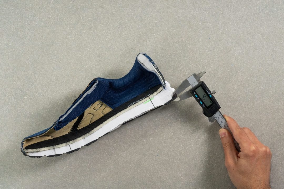 Cut in half: ASICS Gel Contend 8 Review | RunRepeat