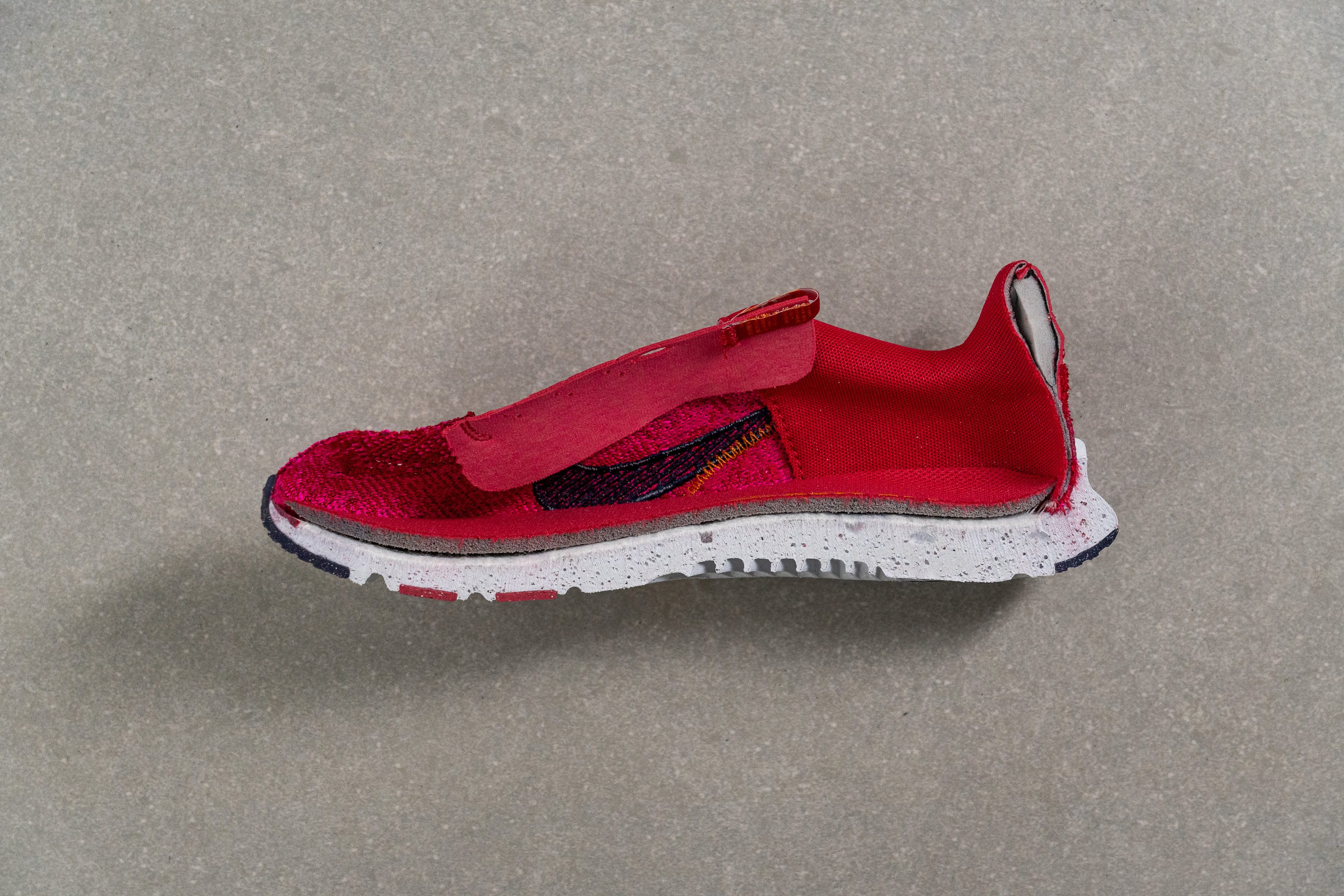 nike supergo trainers