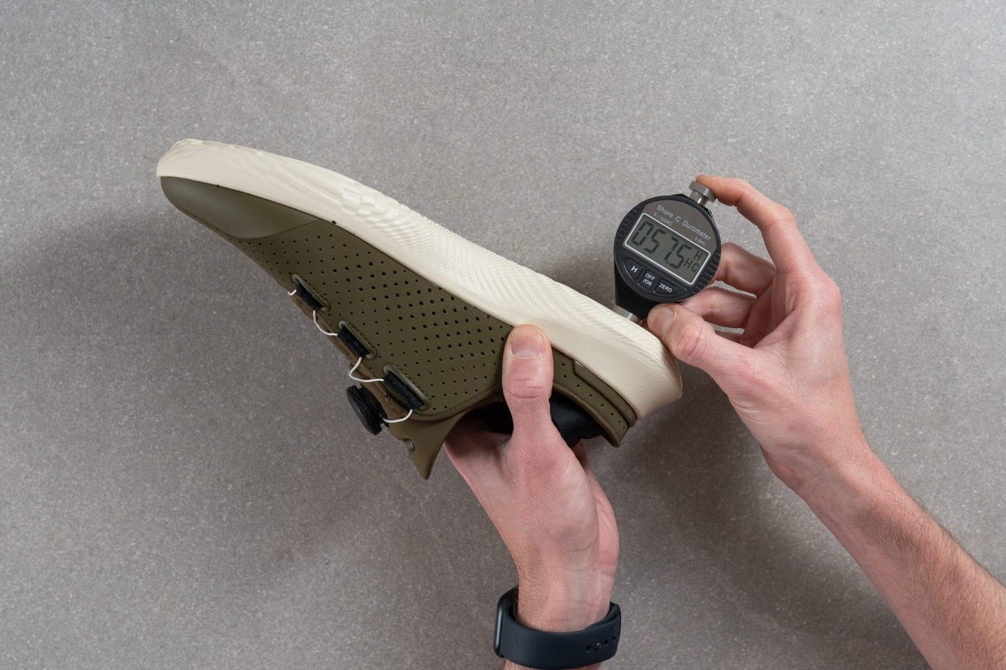 Cut in half Under Armour SlipSpeed Review (2024) RunRepeat