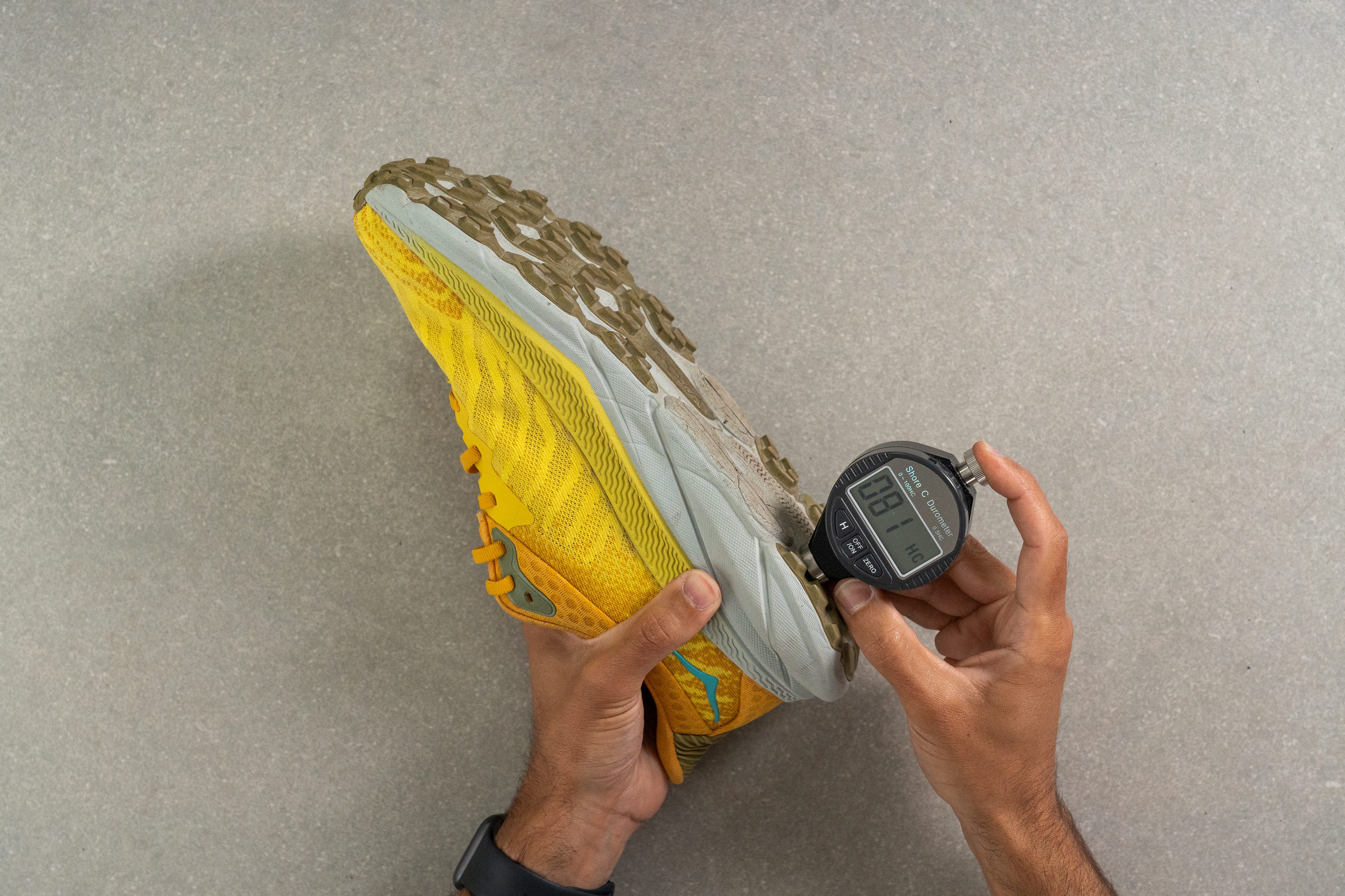 hoka-challenger-7-durometer-heel.JPG